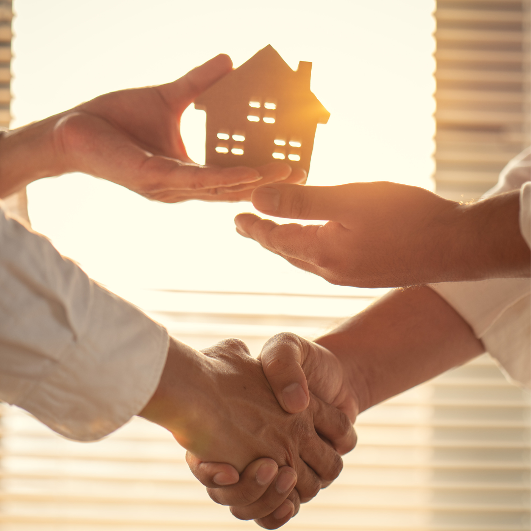 A Day in the Life of a Real Estate Agent: Behind the Scenes of the Hustle