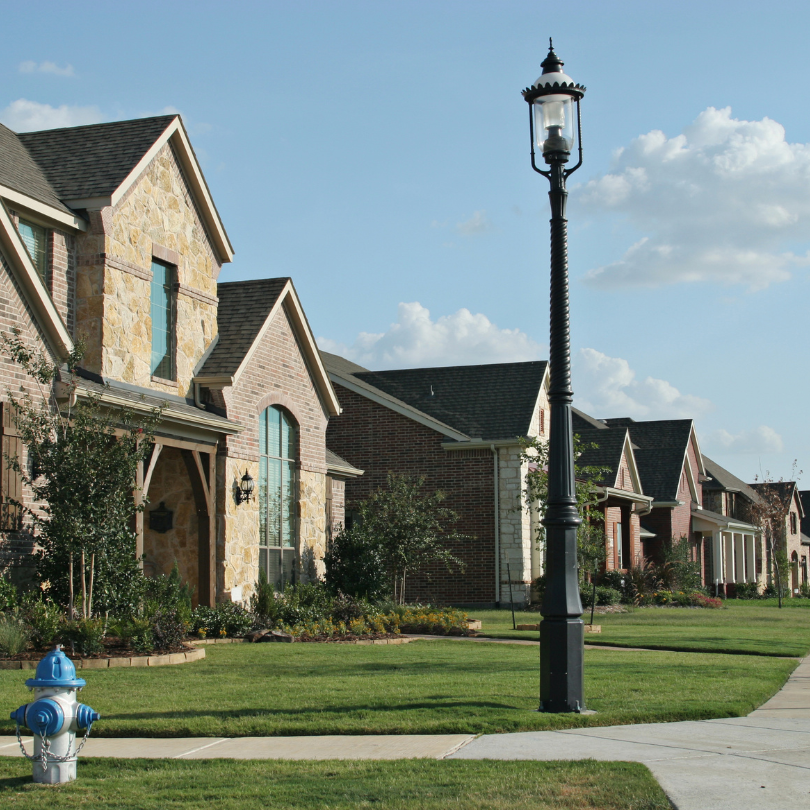 Single-Family vs. Multifamily: Which Makes More Financial Sense for an Investment Property?